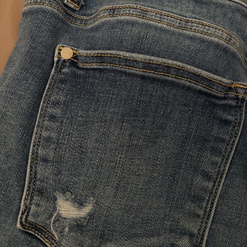 Judy Blue Shorts Women Mid Rise Frayed Button Fly Distressed Cuffed Size XL - Picture 6 of 9